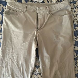 Mens Lululemon 32” waist 31” in seam ABC pants. varnish stains shown in photos.